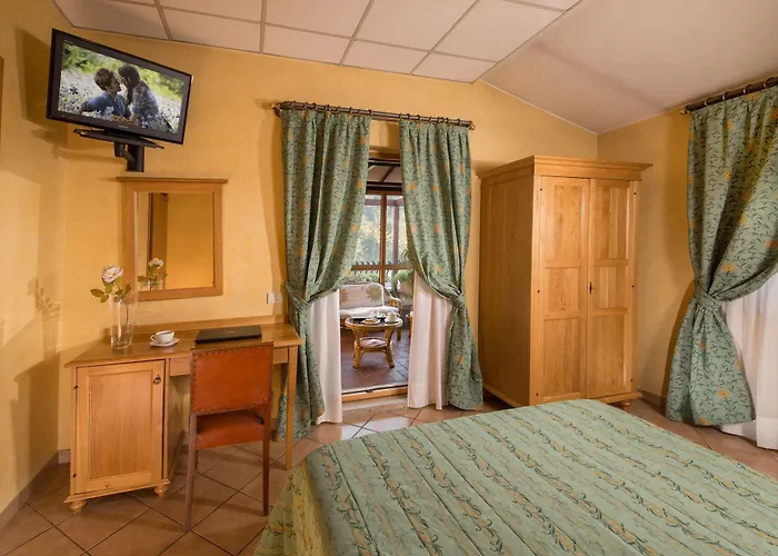 Fidene Hotel *